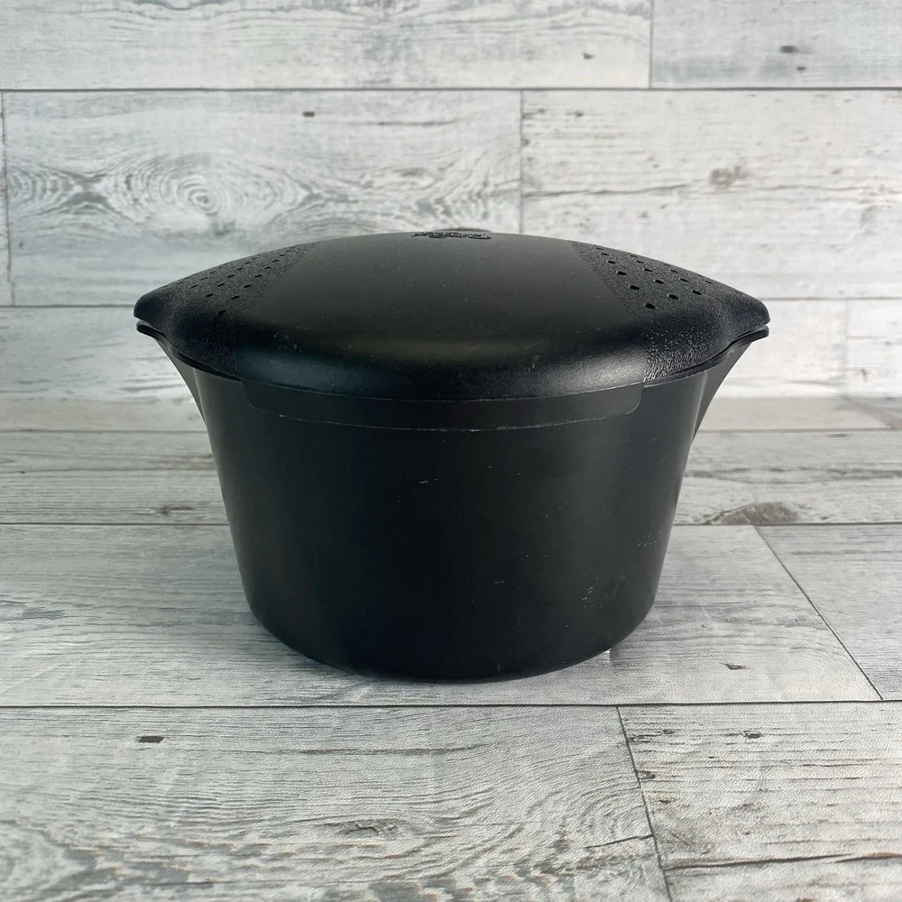 Vintage Pampered Chef Small Micro Cooker Microwave Rice Steamer Black 1 Qt 4 Cup